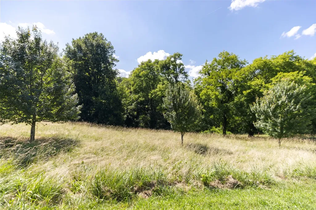 1202 Valarie Lane Columbia TN 38401