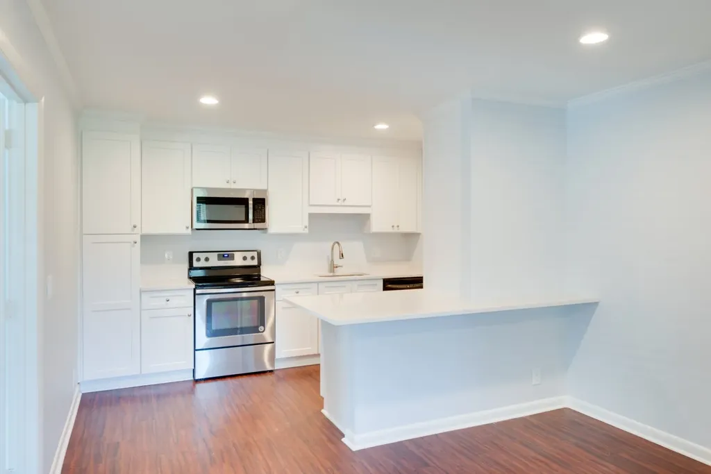 2601 Hillsboro Pike Nashville TN 37212