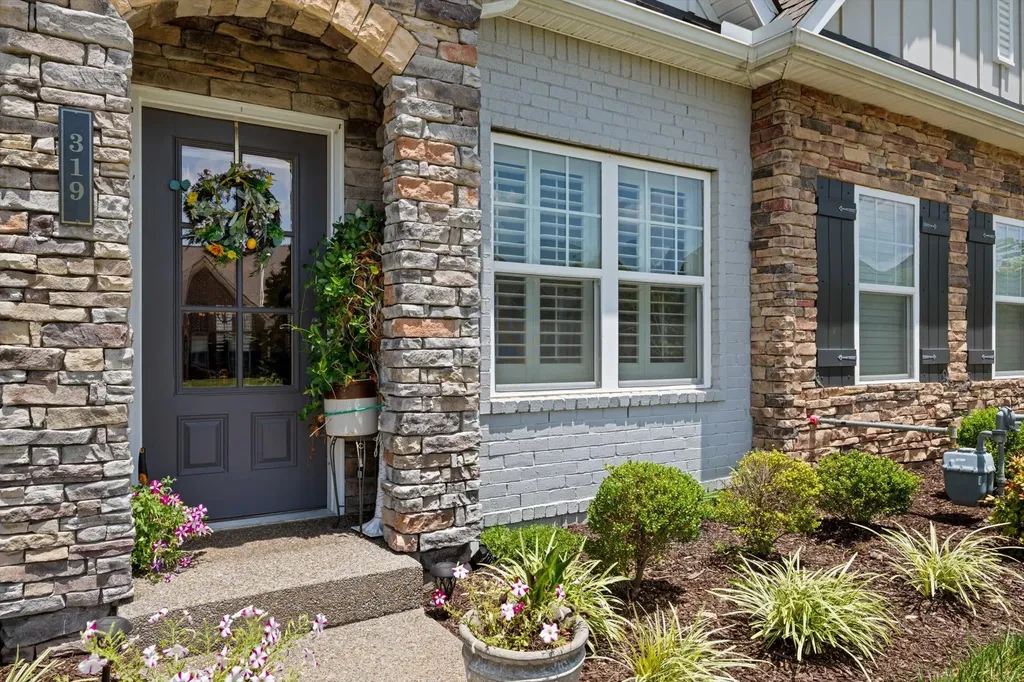 319 Buckner Circle Mount Juliet TN 37122