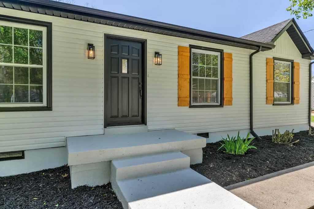202 Timberlake Drive Hendersonville TN 37075