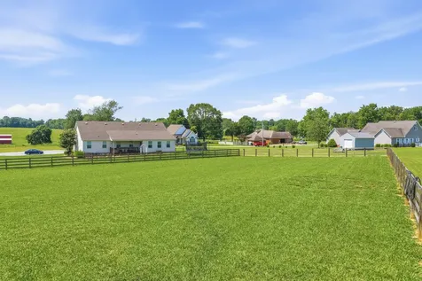 2033 Connie Allen Road Mc Kenzie TN 38201