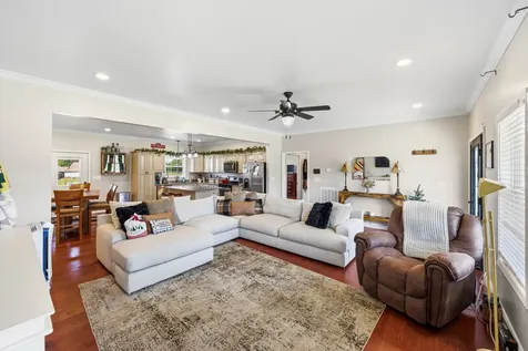 2033 Connie Allen Road Mc Kenzie TN 38201
