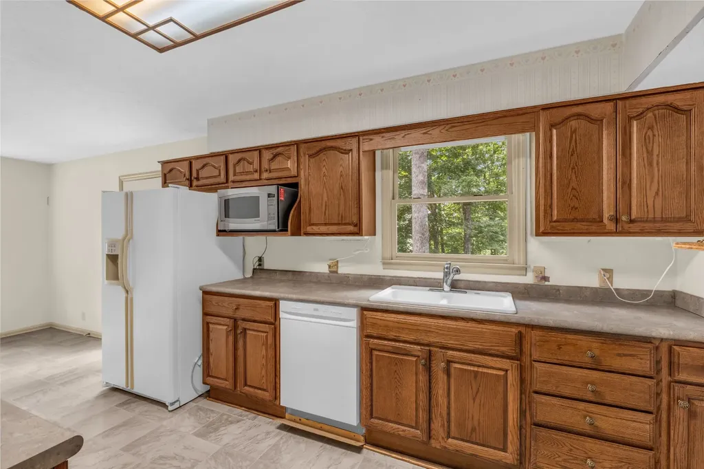 1106 Dogwood Lane White House TN 37188