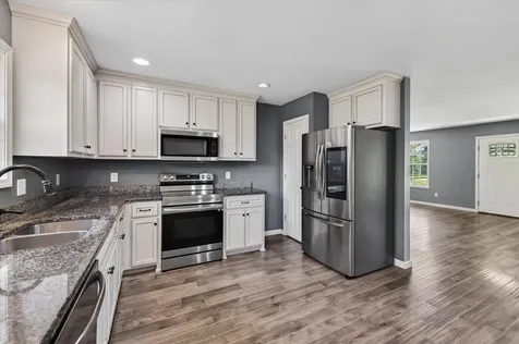 171 High Point Road Erin TN 37061
