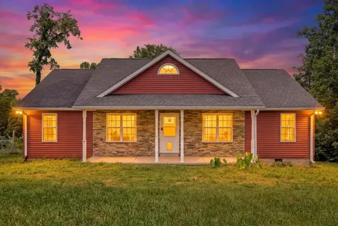 171 High Point Road Erin TN 37061