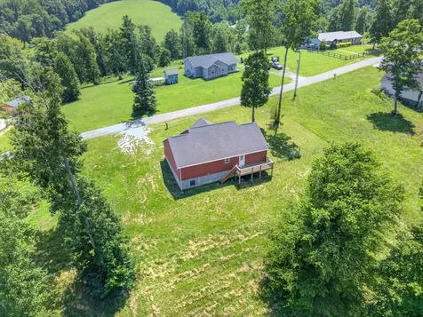 171 High Point Road Erin TN 37061