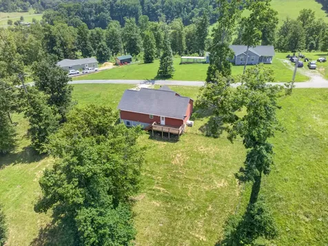 171 High Point Road Erin TN 37061