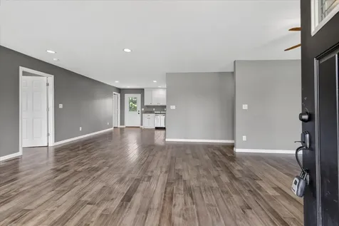 171 High Point Road Erin TN 37061