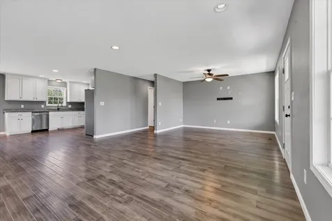 171 High Point Road Erin TN 37061