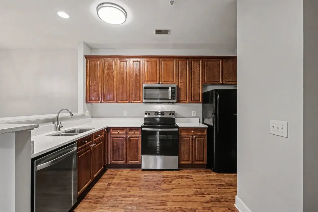 7233 Althorp Way Nashville TN 37211