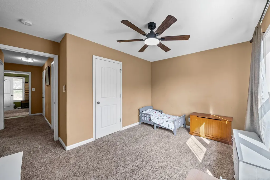 627 Hidden Valley Drive Clarksville TN 37040