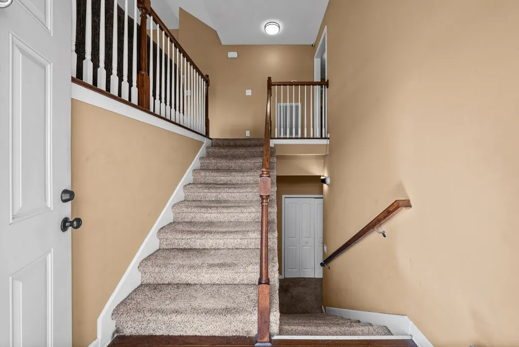 627 Hidden Valley Drive Clarksville TN 37040