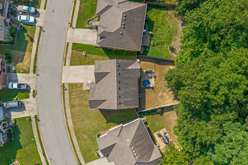 627 Hidden Valley Drive Clarksville TN 37040