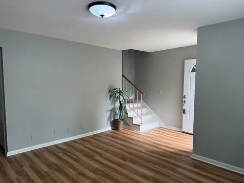 4958 Edmondson Pike Nashville TN 37211