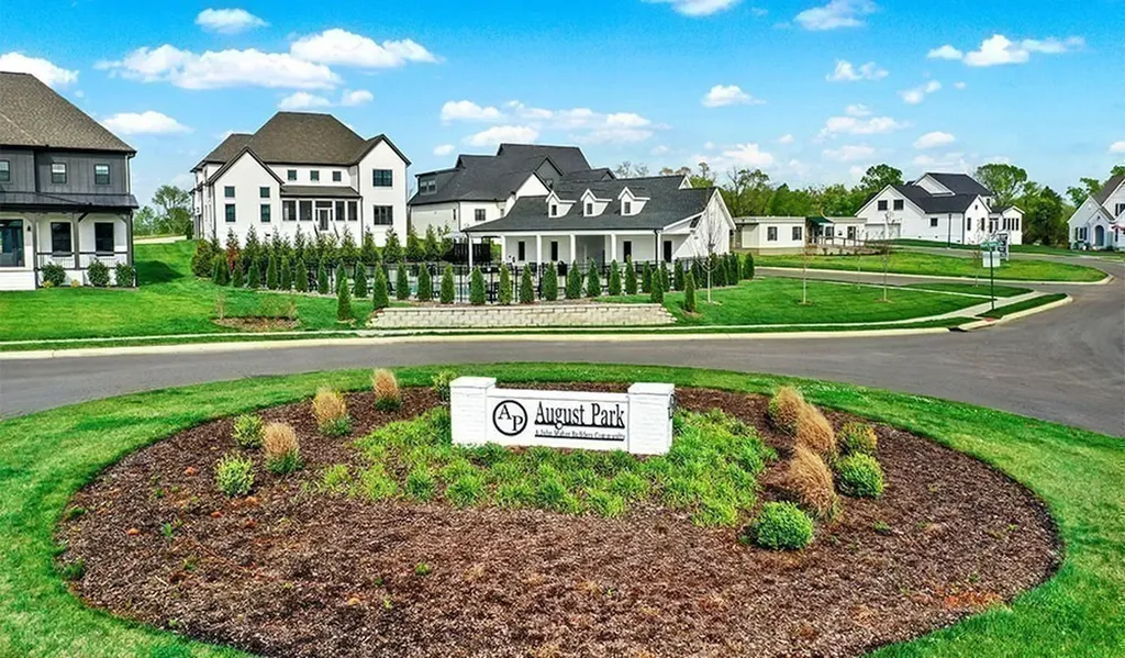 1933 Harmony Road Spring Hill TN 37174