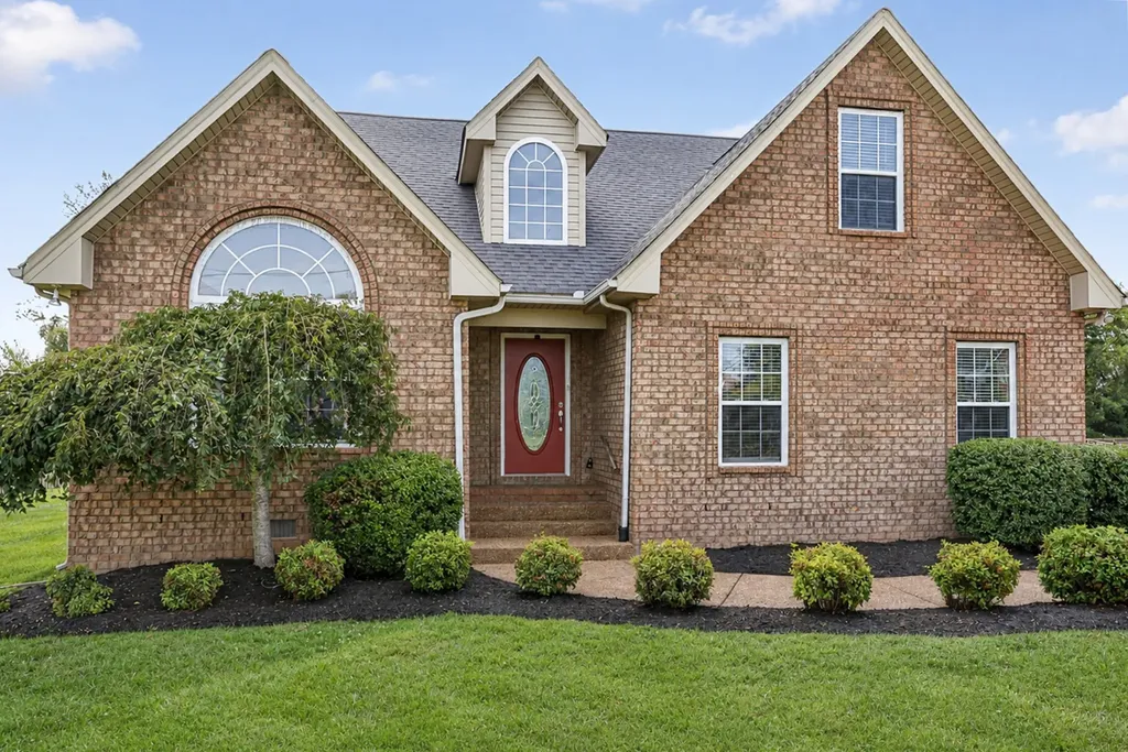 106 Emma Drive Portland TN 37148