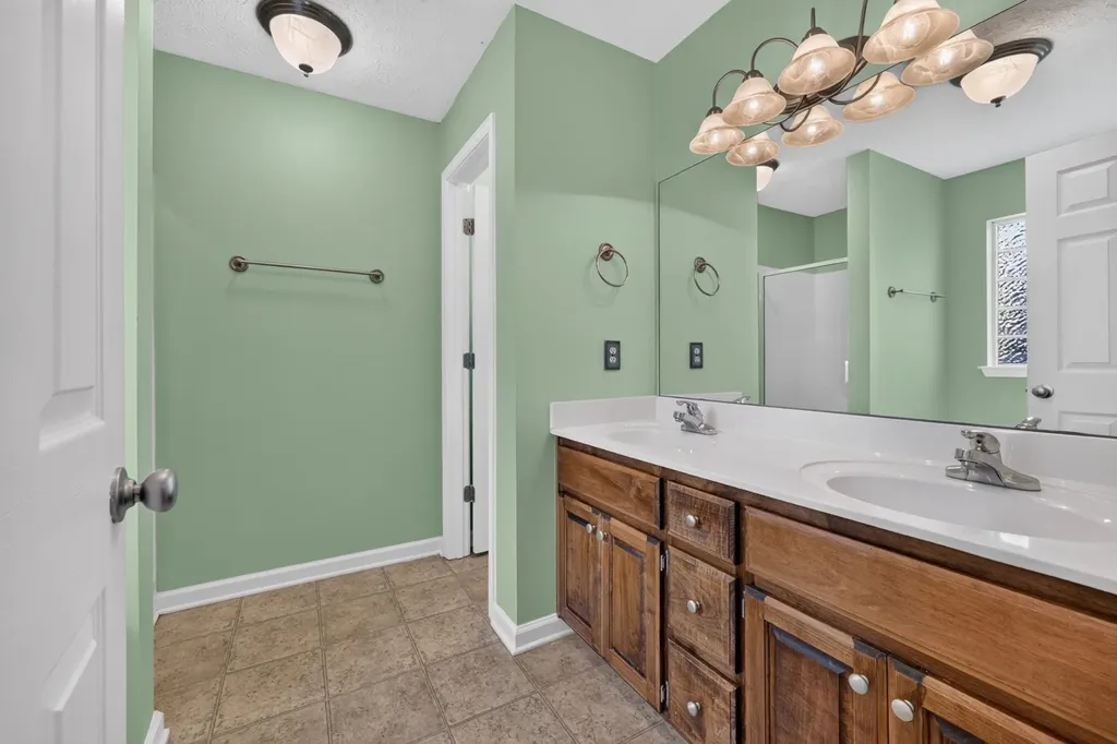 106 Emma Drive Portland TN 37148