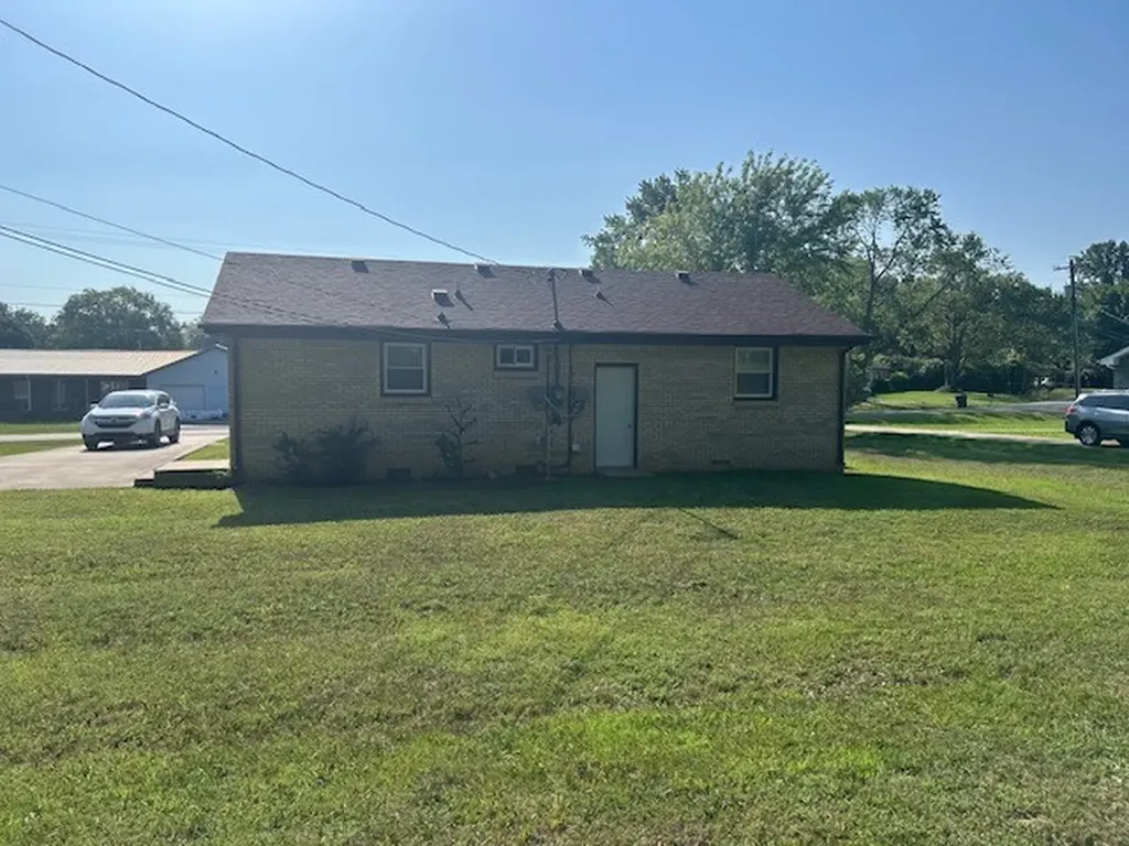 2730 Ann Drive Clarksville TN 37040