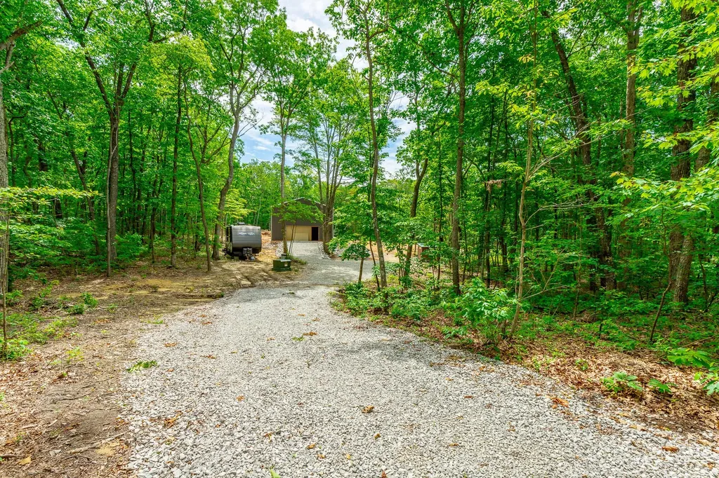 87 Apple Road Pikeville TN 37367