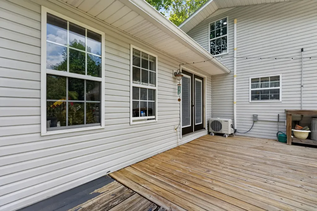 129 Meredith Lane Winchester TN 37398