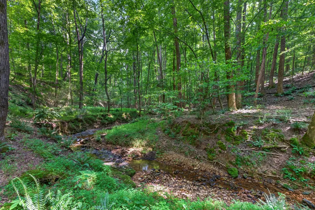 129 Meredith Lane Winchester TN 37398
