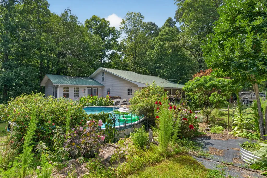 129 Meredith Lane Winchester TN 37398