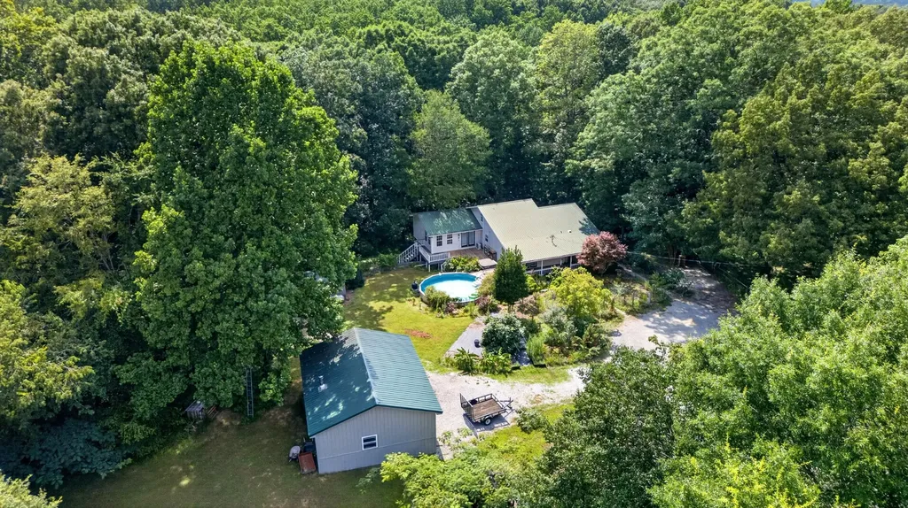129 Meredith Lane Winchester TN 37398