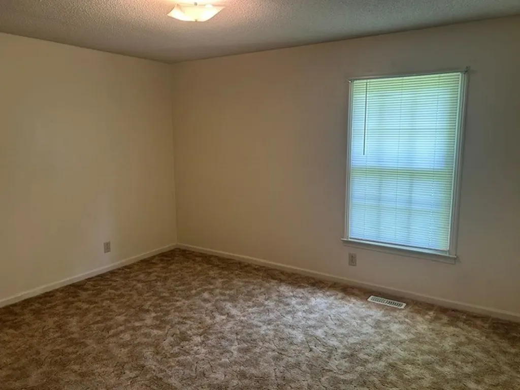 111 Cunningham Place Clarksville TN 37042