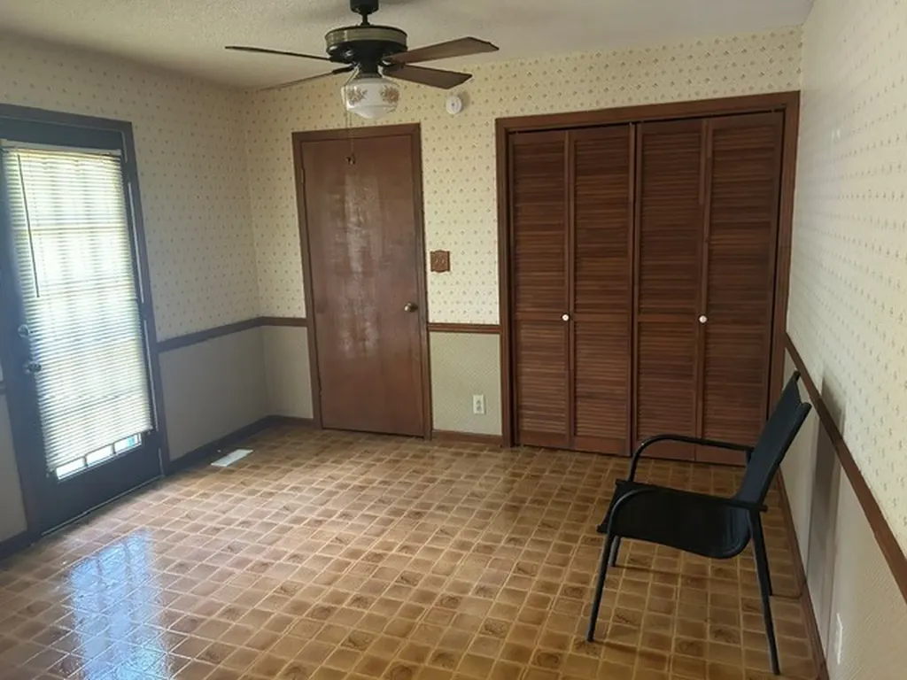 111 Cunningham Place Clarksville TN 37042