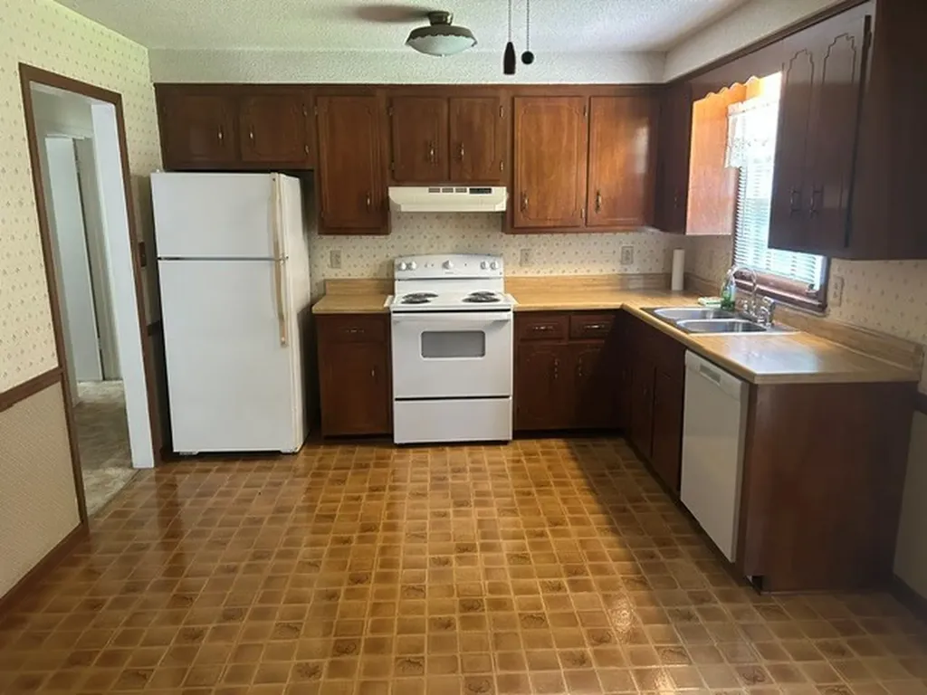 111 Cunningham Place Clarksville TN 37042