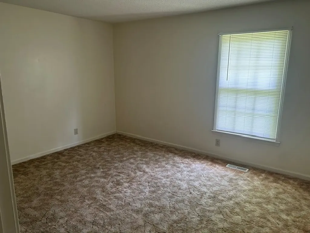 111 Cunningham Place Clarksville TN 37042