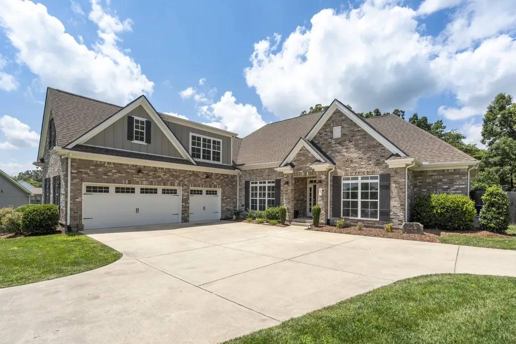 7401 Swindon Boulevard Fairview TN 37062