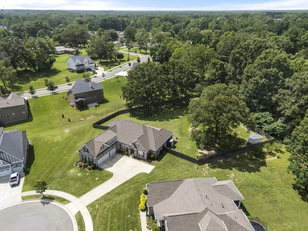 7401 Swindon Boulevard Fairview TN 37062