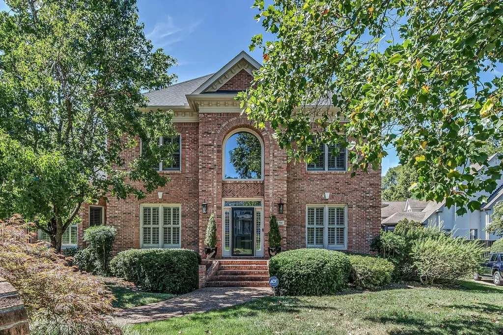 704 Millstone Lane Nashville TN 37205
