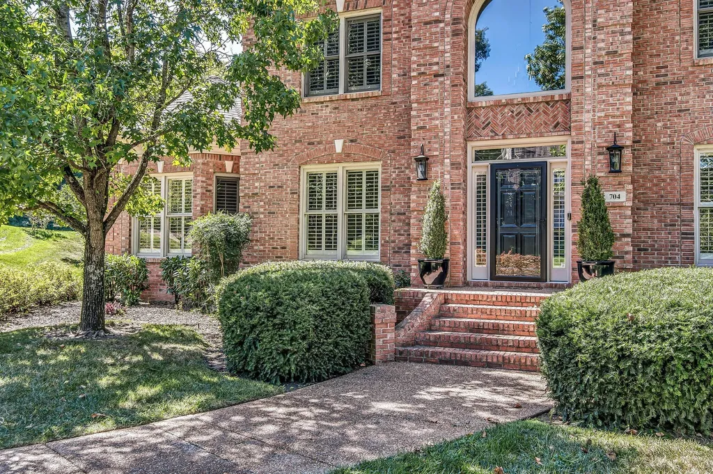 704 Millstone Lane Nashville TN 37205