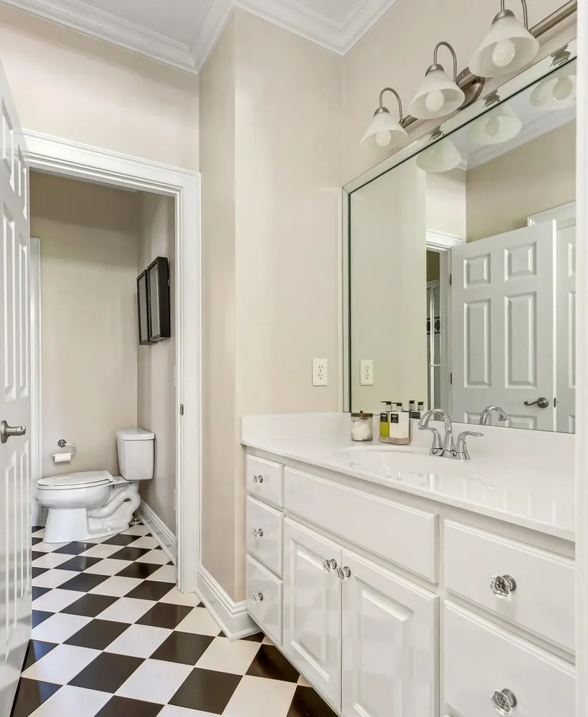 704 Millstone Lane Nashville TN 37205