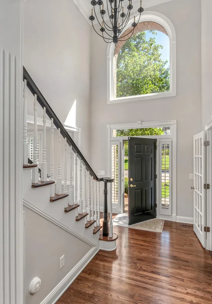704 Millstone Lane Nashville TN 37205