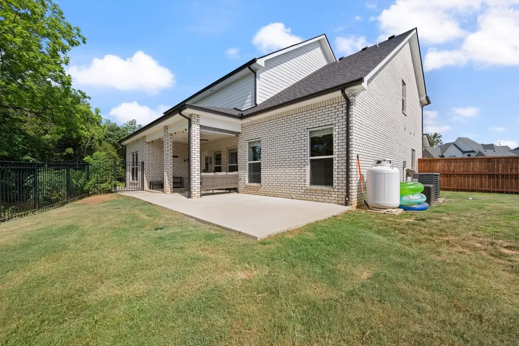 1224 White Rock Road Murfreesboro TN 37129