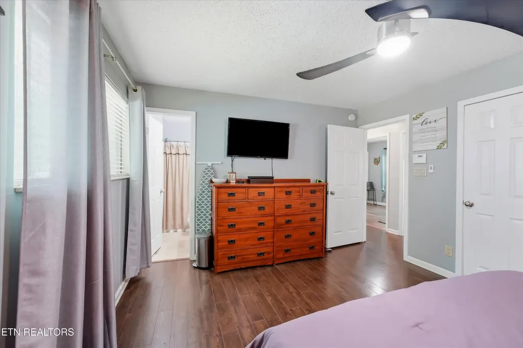 1516 Scottsdale Drive Knoxville TN 37922
