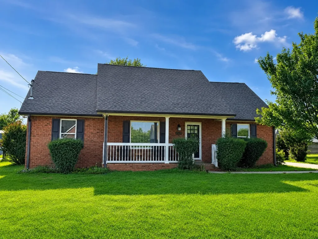 1027 Auldridge Drive Christiana TN 37037
