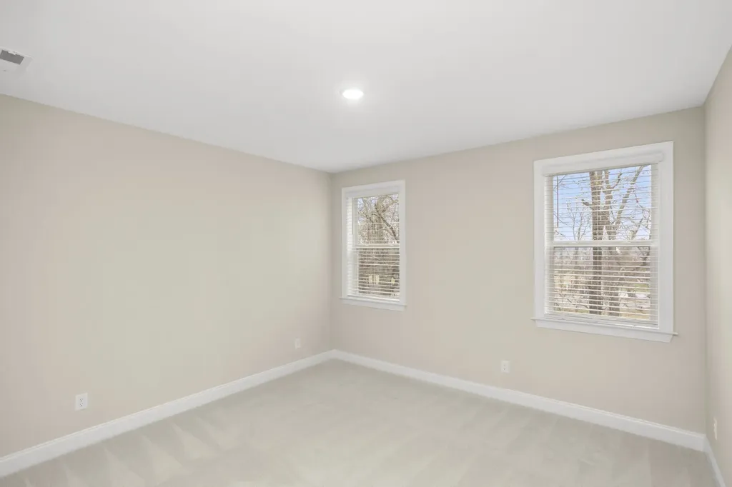 1930 Harmony Road Spring Hill TN 37174