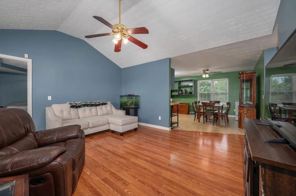 1922 Belotes Ferry Road Lebanon TN 37087