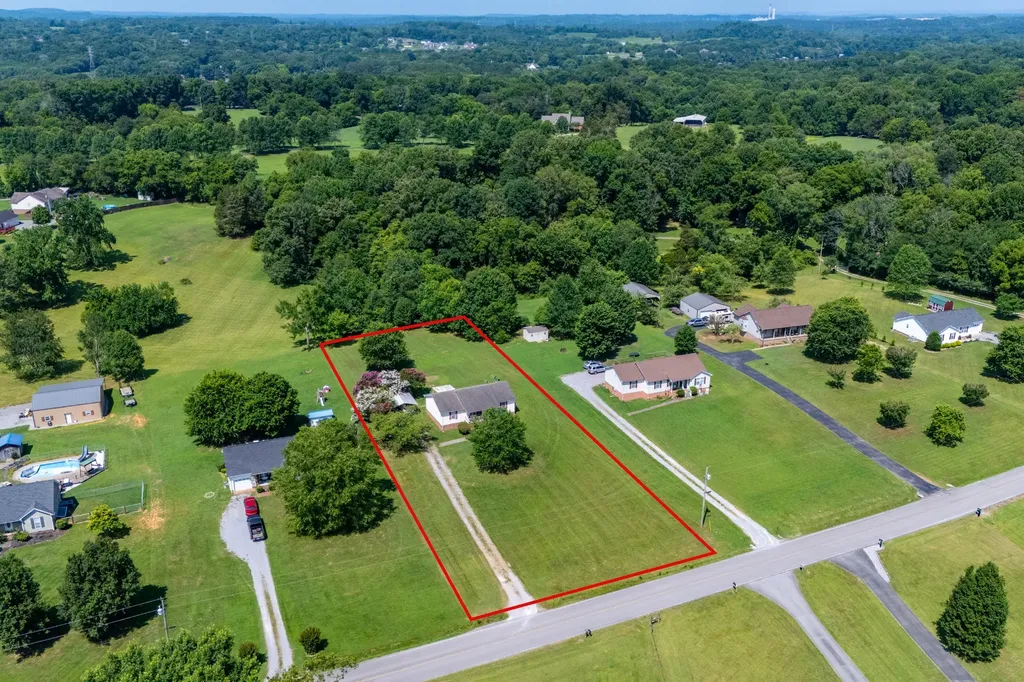 1922 Belotes Ferry Road Lebanon TN 37087