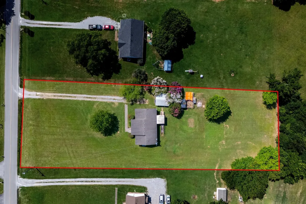 1922 Belotes Ferry Road Lebanon TN 37087