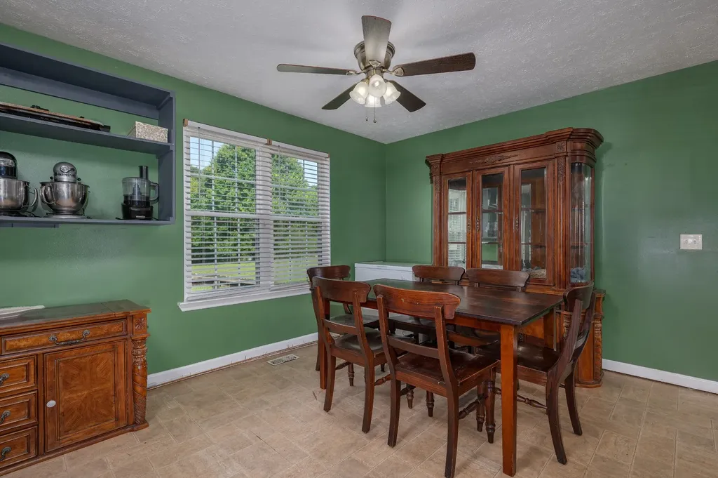 1922 Belotes Ferry Road Lebanon TN 37087