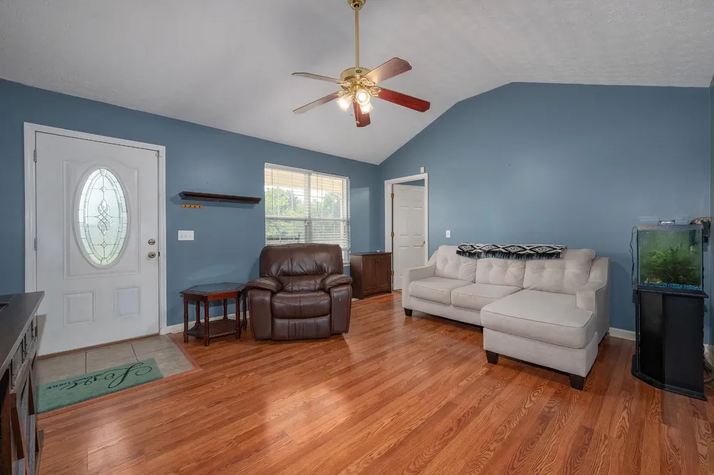 1922 Belotes Ferry Road Lebanon TN 37087