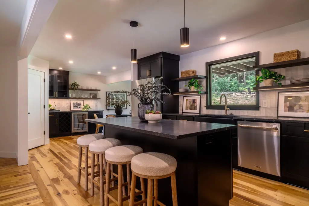 3704 Homeland Drive Nashville TN 37218