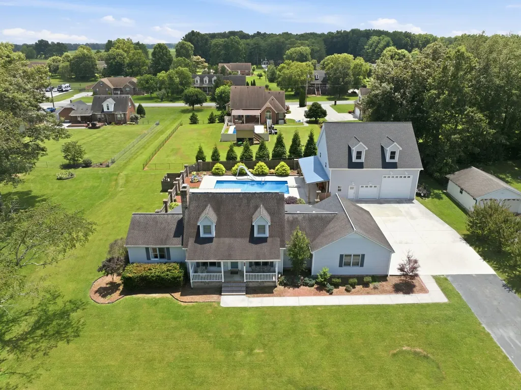 188 Red Oak Drive Manchester TN 37355