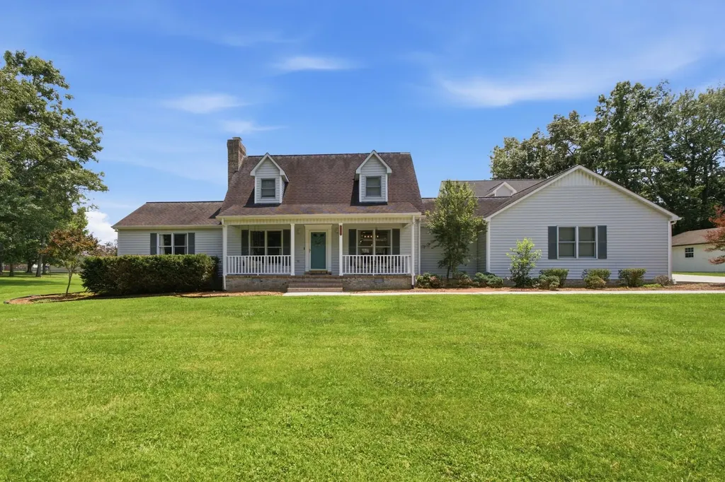 188 Red Oak Drive Manchester TN 37355