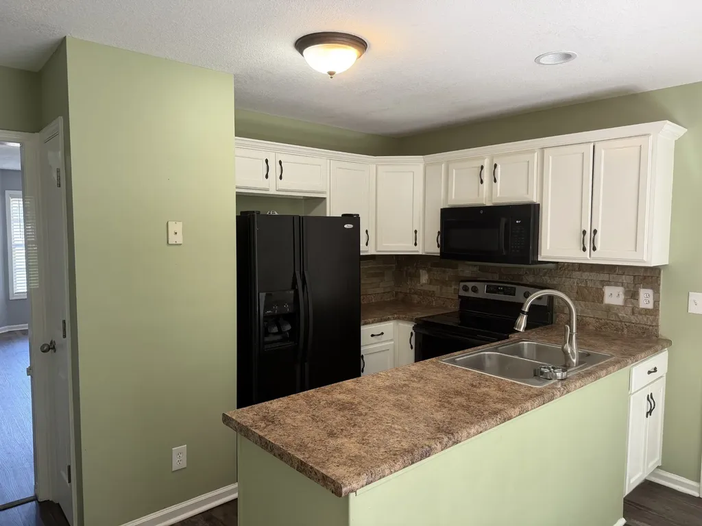 2525 Centerstone Circle Clarksville TN 37040